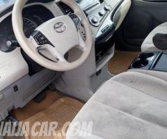 Toyota Sienna 09 - 3