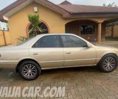 Toyota Camry (used) - 3